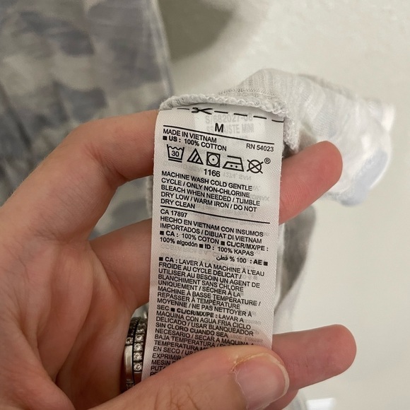 Old Navy Gray Camo Casual Dress Medium - Picture 3 of 6